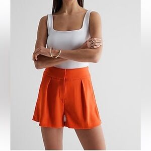 NWT Express STYLIST SUPER HIGH WAISTED PLEATED TAILORED SHORTS Bright Orange 4